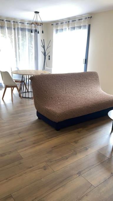 Maison En Bois A Entrechaux Zewnętrze zdjęcie